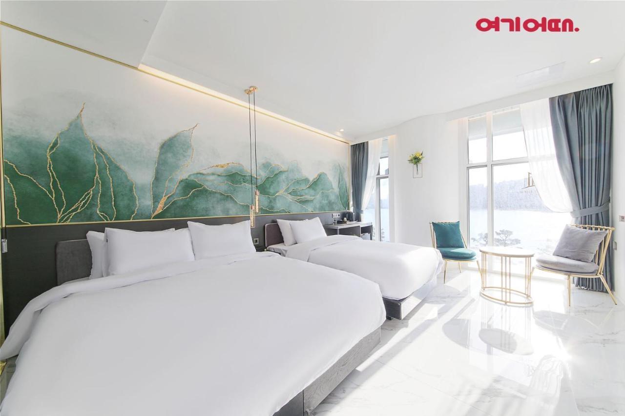 De Homme Hotel Пусан Экстерьер фото