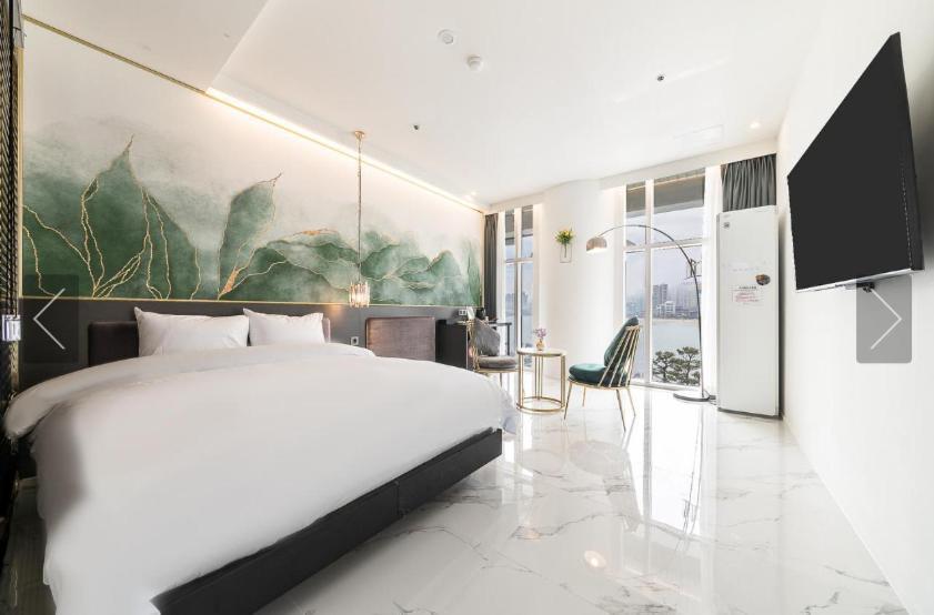 De Homme Hotel Пусан Экстерьер фото